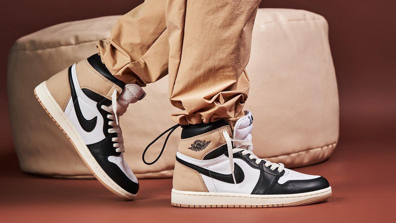 Air Jordan 1 Retro High OG Latte