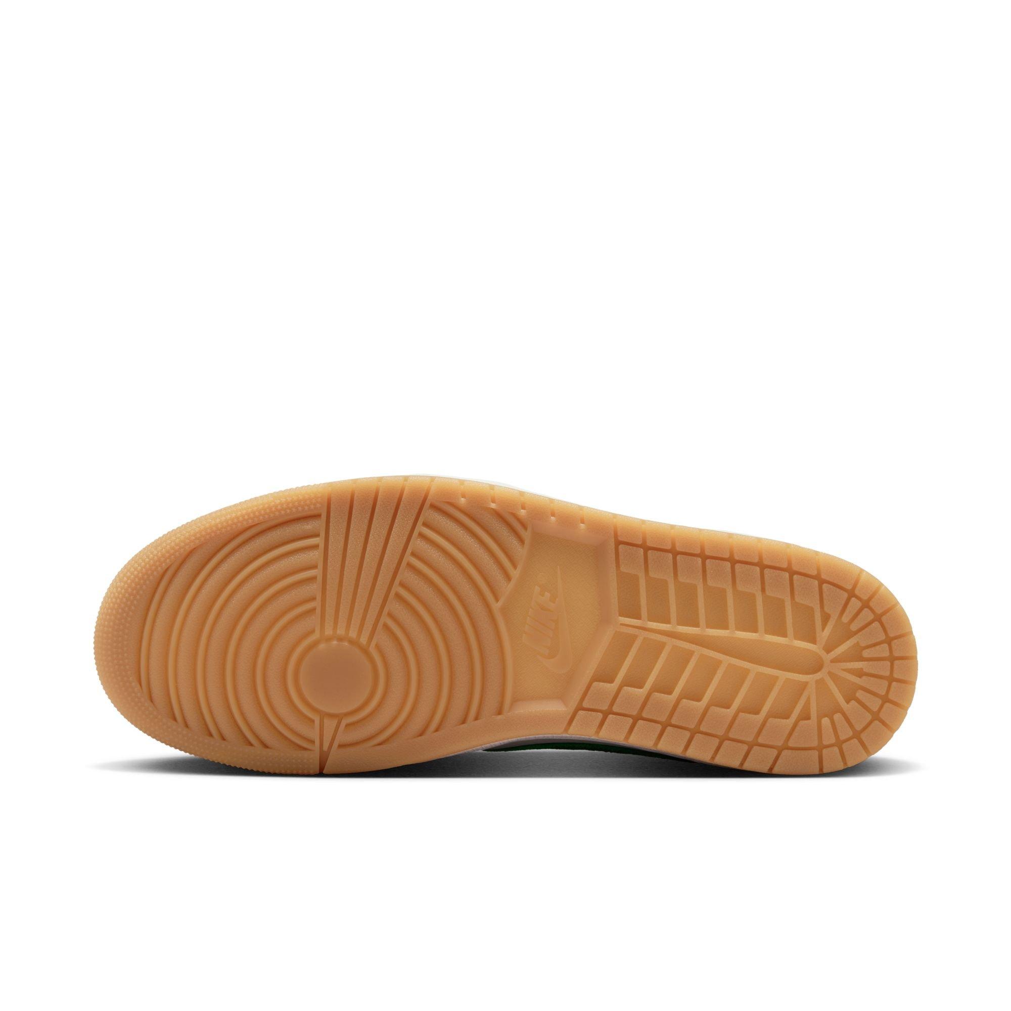 Jordan 1 Retro Low OG "Pine Green" bottom of shoe