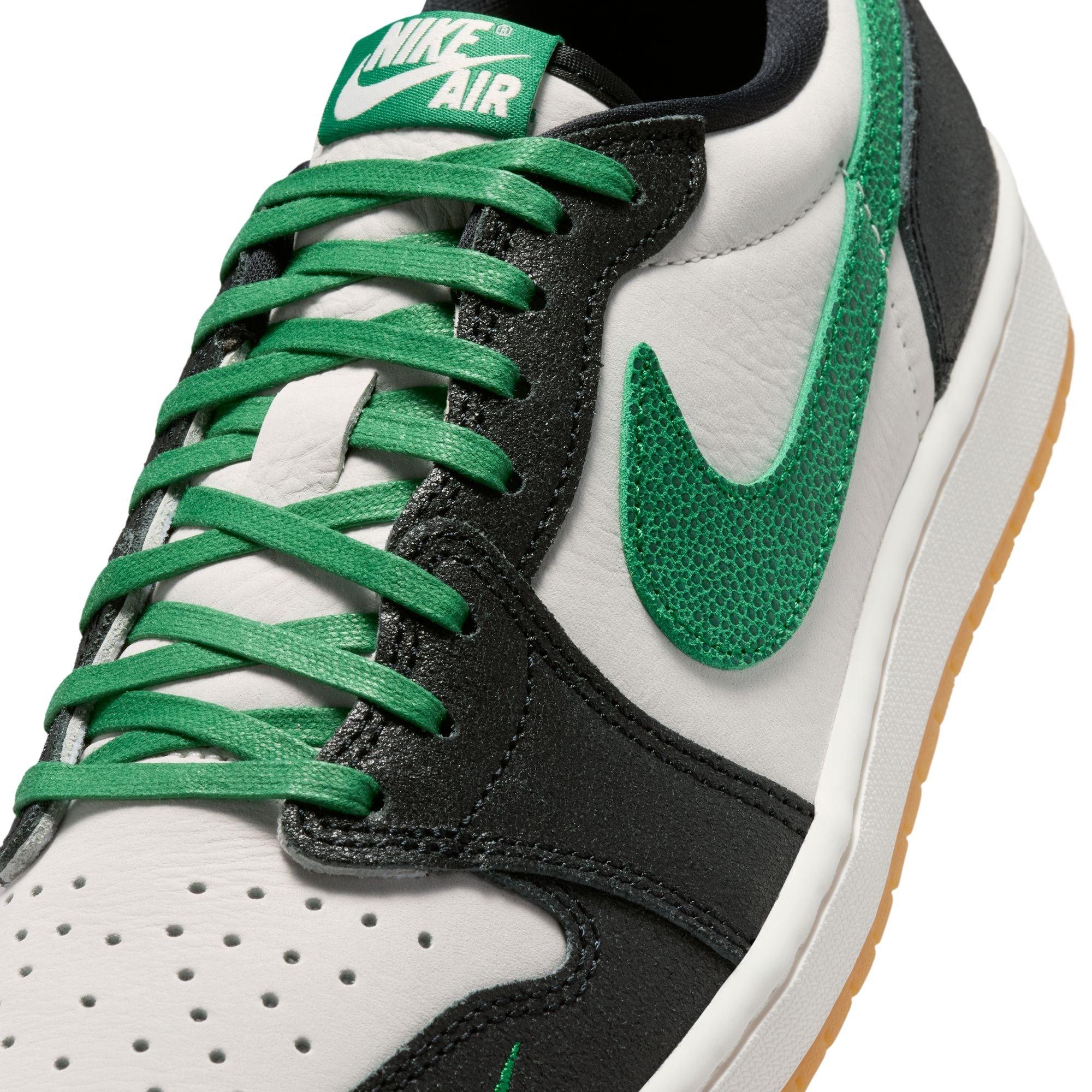Jordan 1 Retro Low OG "Pine Green" lace detail