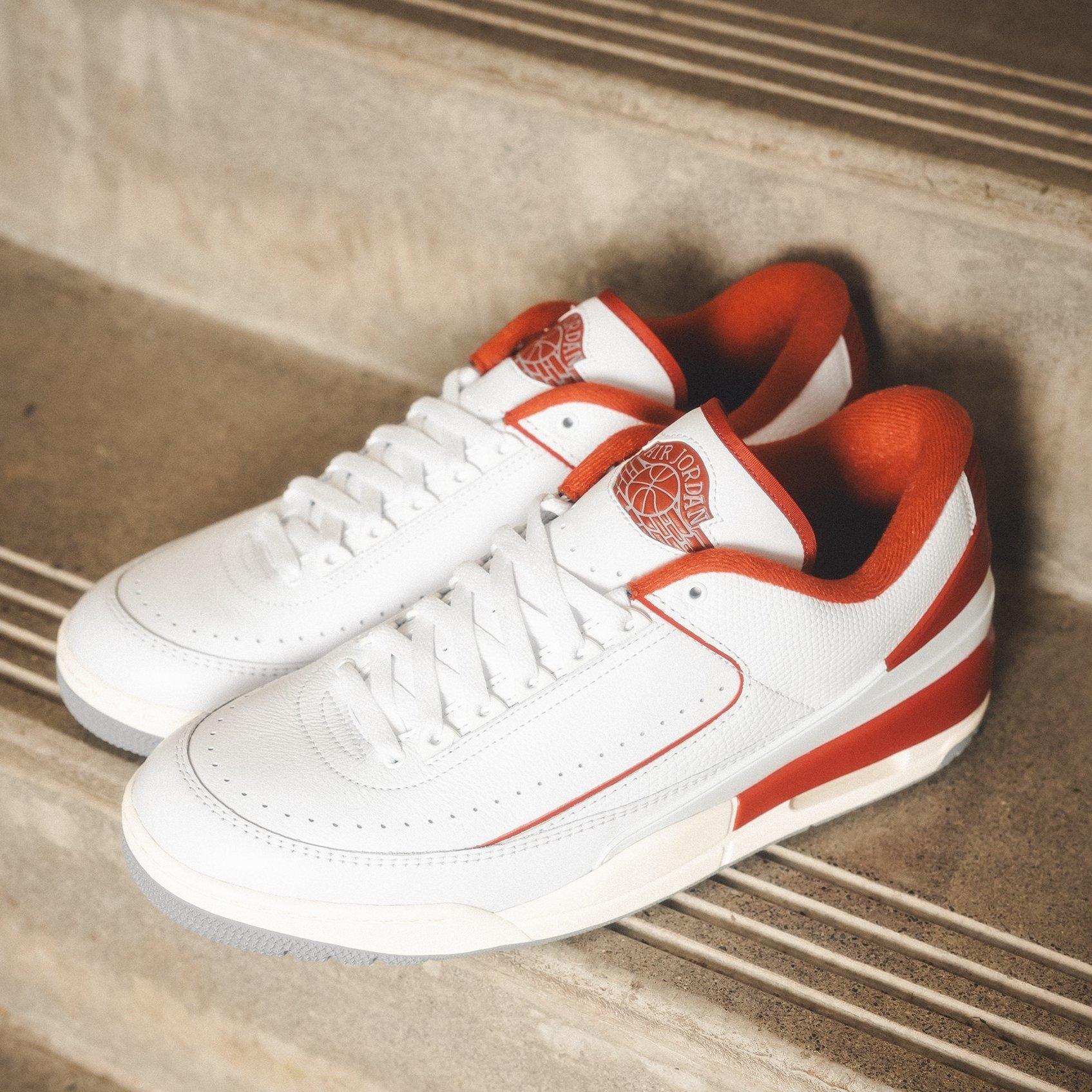 Jordan 2/3's -White/Red