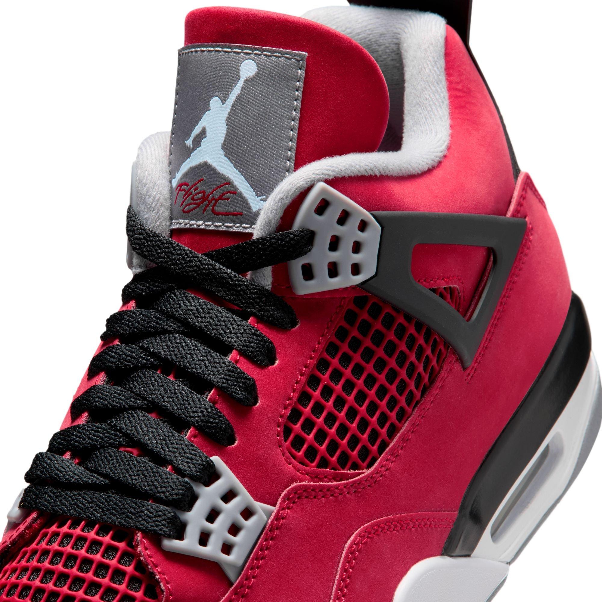 Jordan 4 Retro "Toro Bravo" lace details