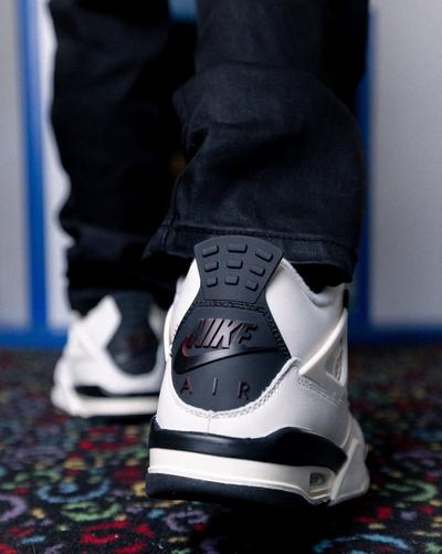 Close-up of Jordan 4 Retro &ldquo;Flight Club&rdquo;