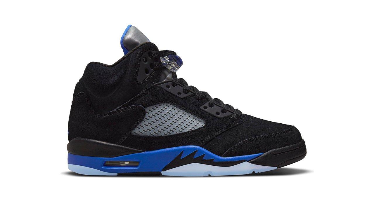 black and blue jordan 5s