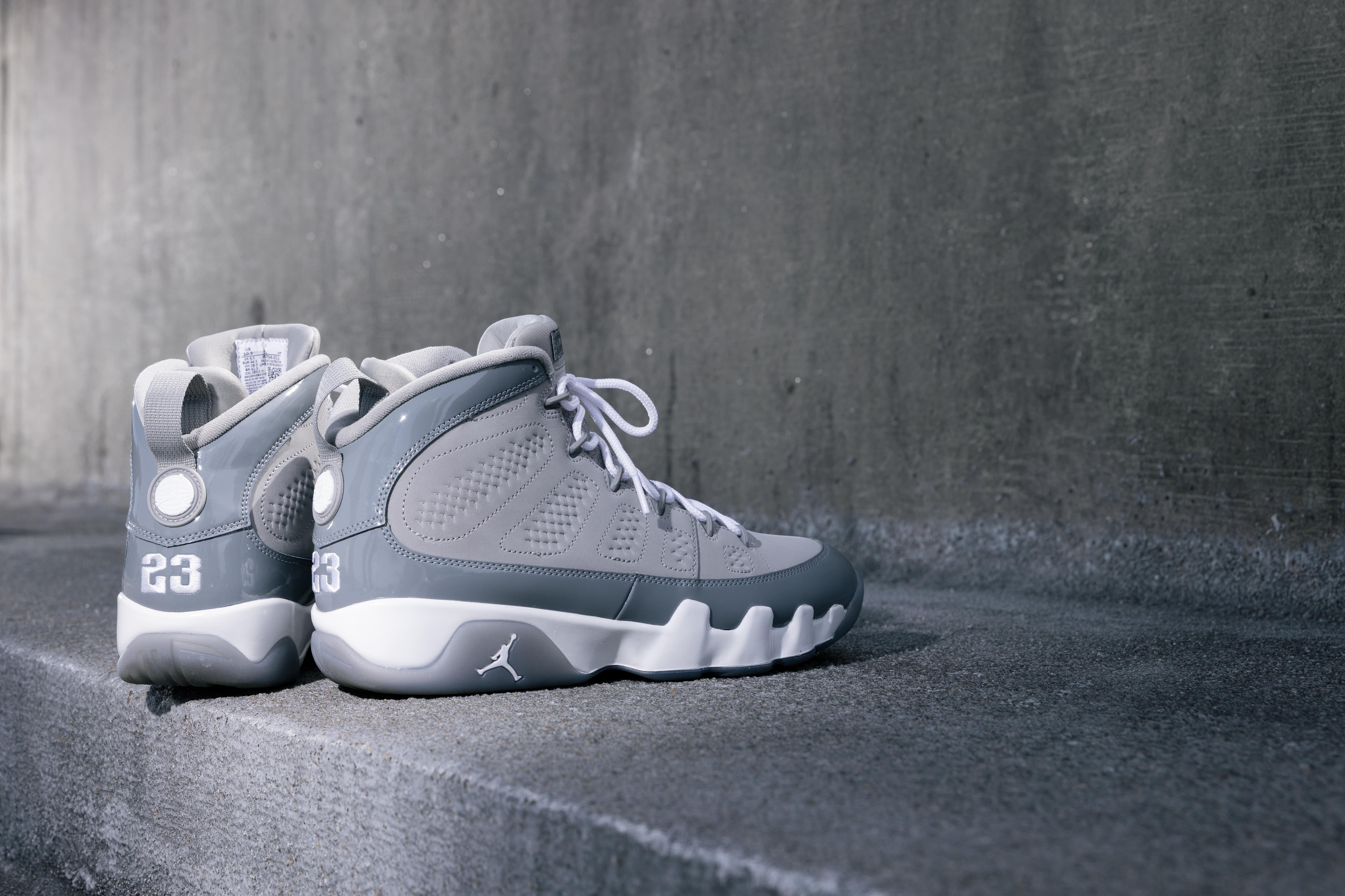 Air Jordan 9 Retro “Cool Grey” Heel Detail