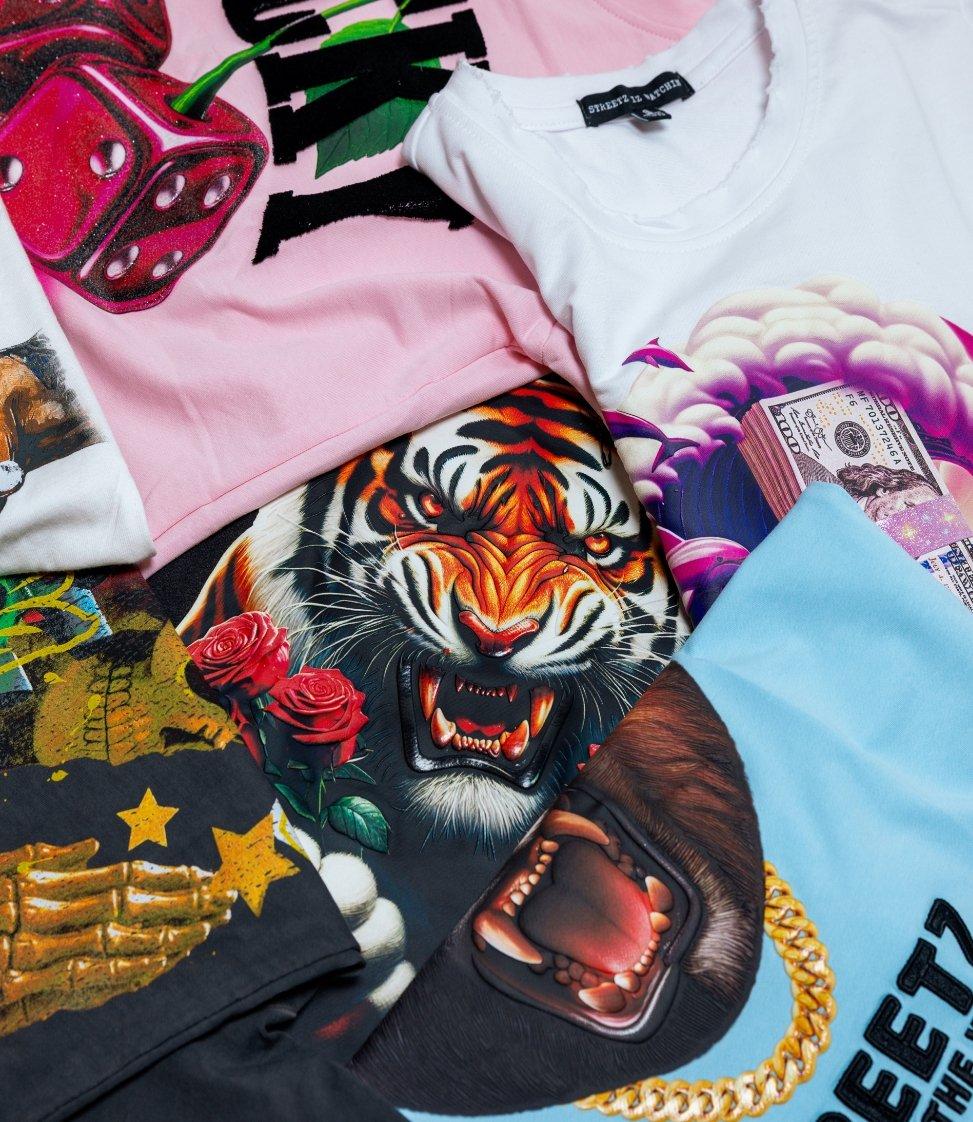 <u>Trending Graphic Tees<u>