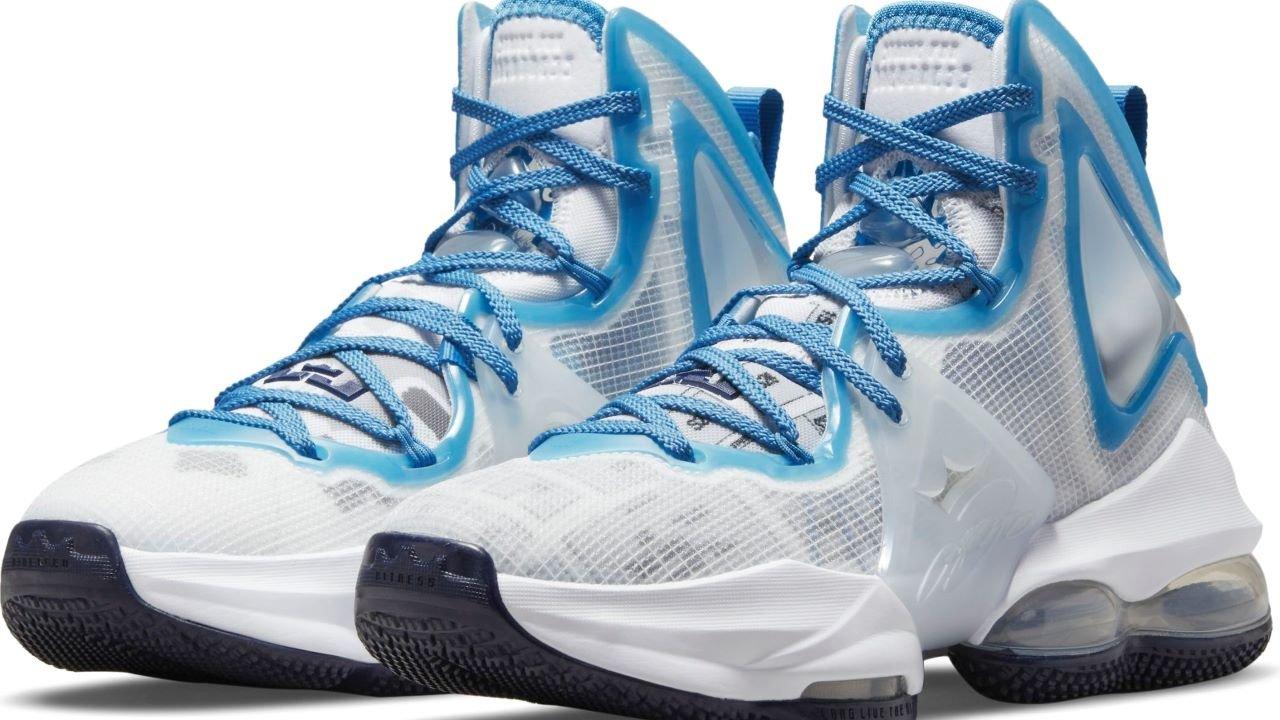 Hibbett sports 2024 lebron shoes