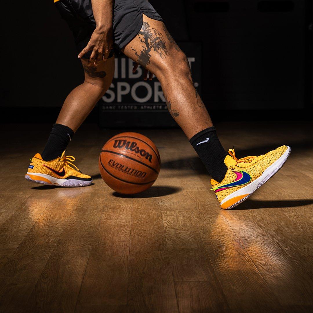 Nike LeBron XX "Laser Orange" Men's Basketball Shoe