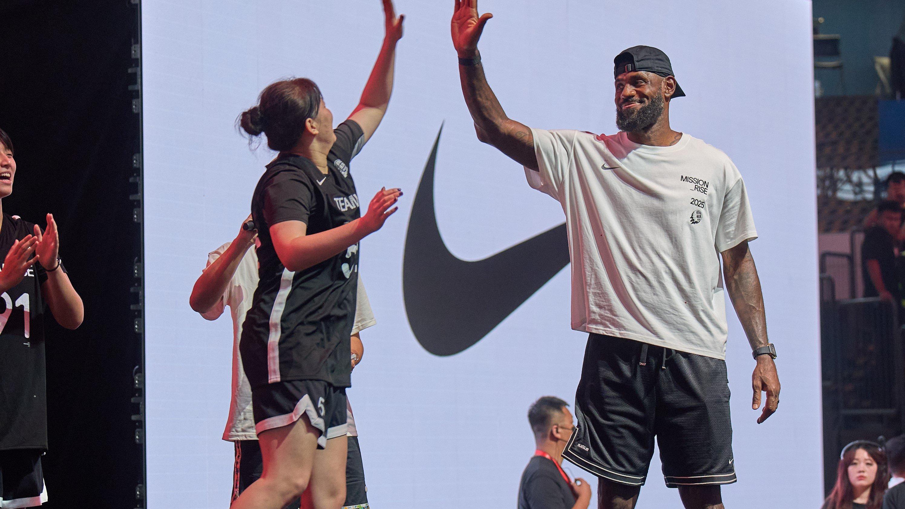 LeBron Witness 8 Review: A More Affordable Alternative to His Signature Line