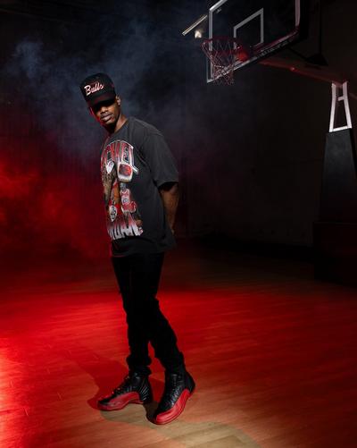 man-in-jordans-on-basketball-court