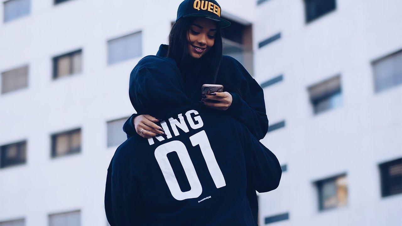 Toe-to-Head Baecation Looks for Any Couple