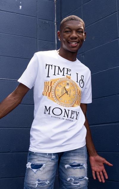 Teen male modeling a white graphic tee from "Streetz Iz Watchin"