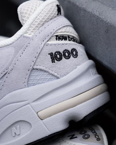 New Balance 1000 Sneakers