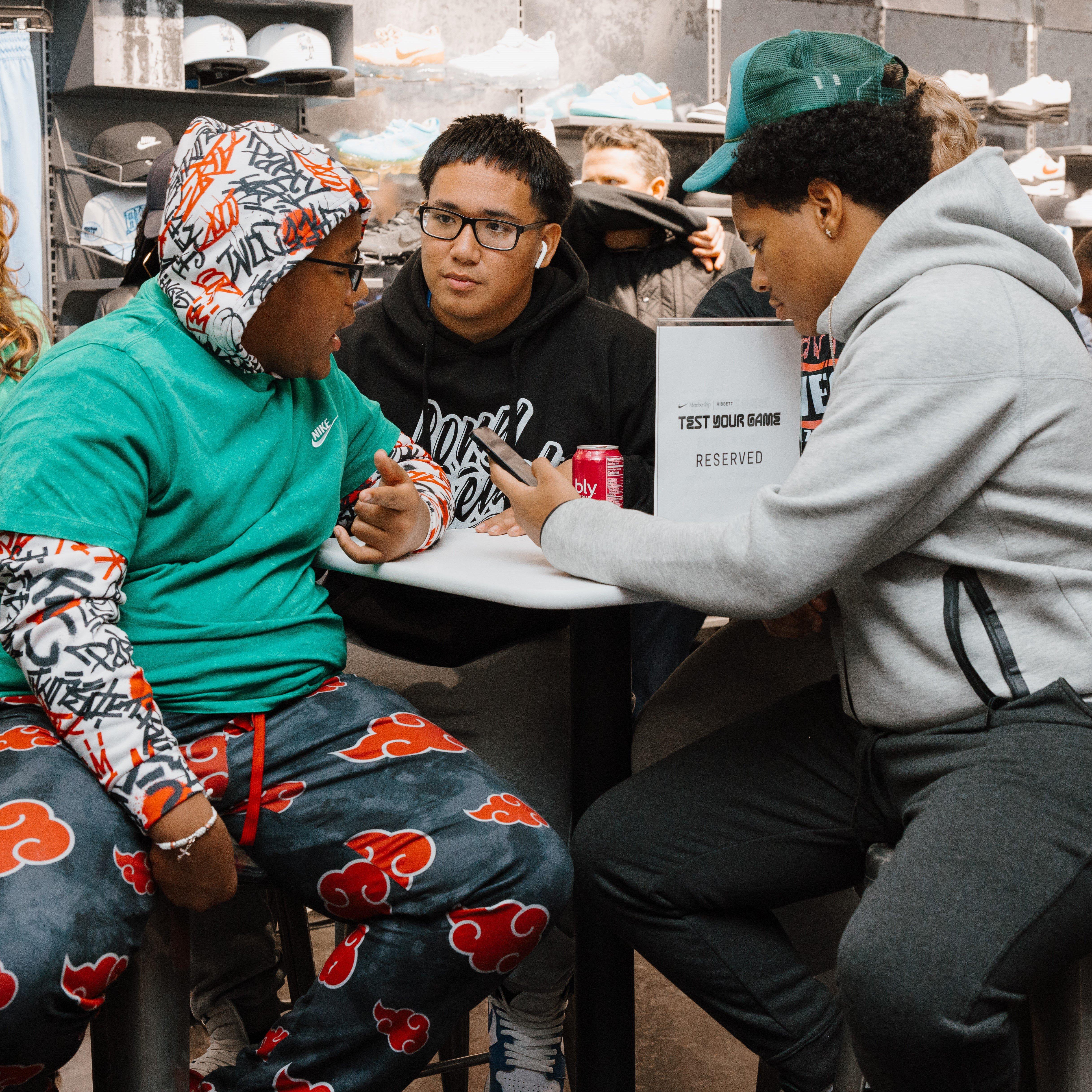 nike-connected-member-event-test-your-game-trivia-team