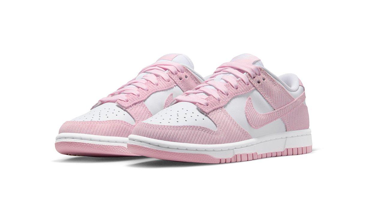 Baby hotsell nikes pink