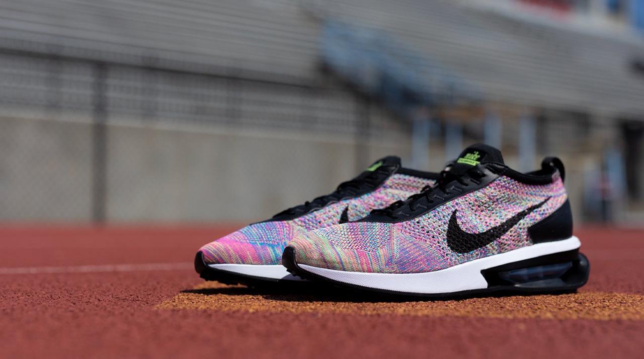 Nike air best sale max flyknit pink