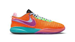 Kids lebron clearance sneakers