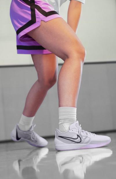 Nike Sabrina 1 Unisex basketball shoe