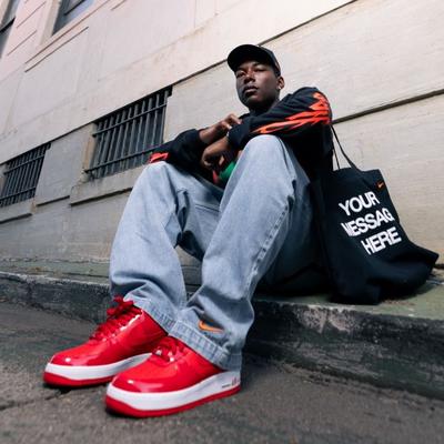 Swoosh Streetwear