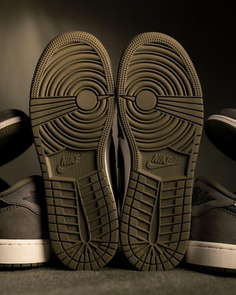 Jordan 1 Retro Low &ldquo;Medium Olive&rdquo;