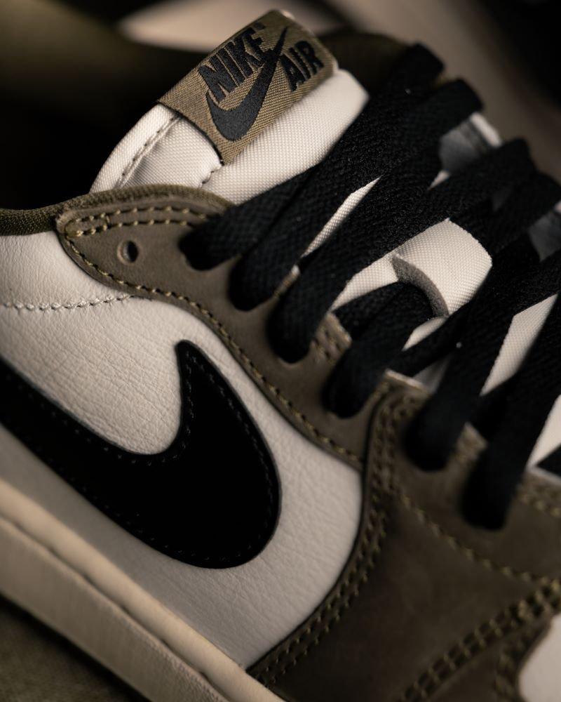 Jordan 1 Retro Low &ldquo;Medium Olive&rdquo;