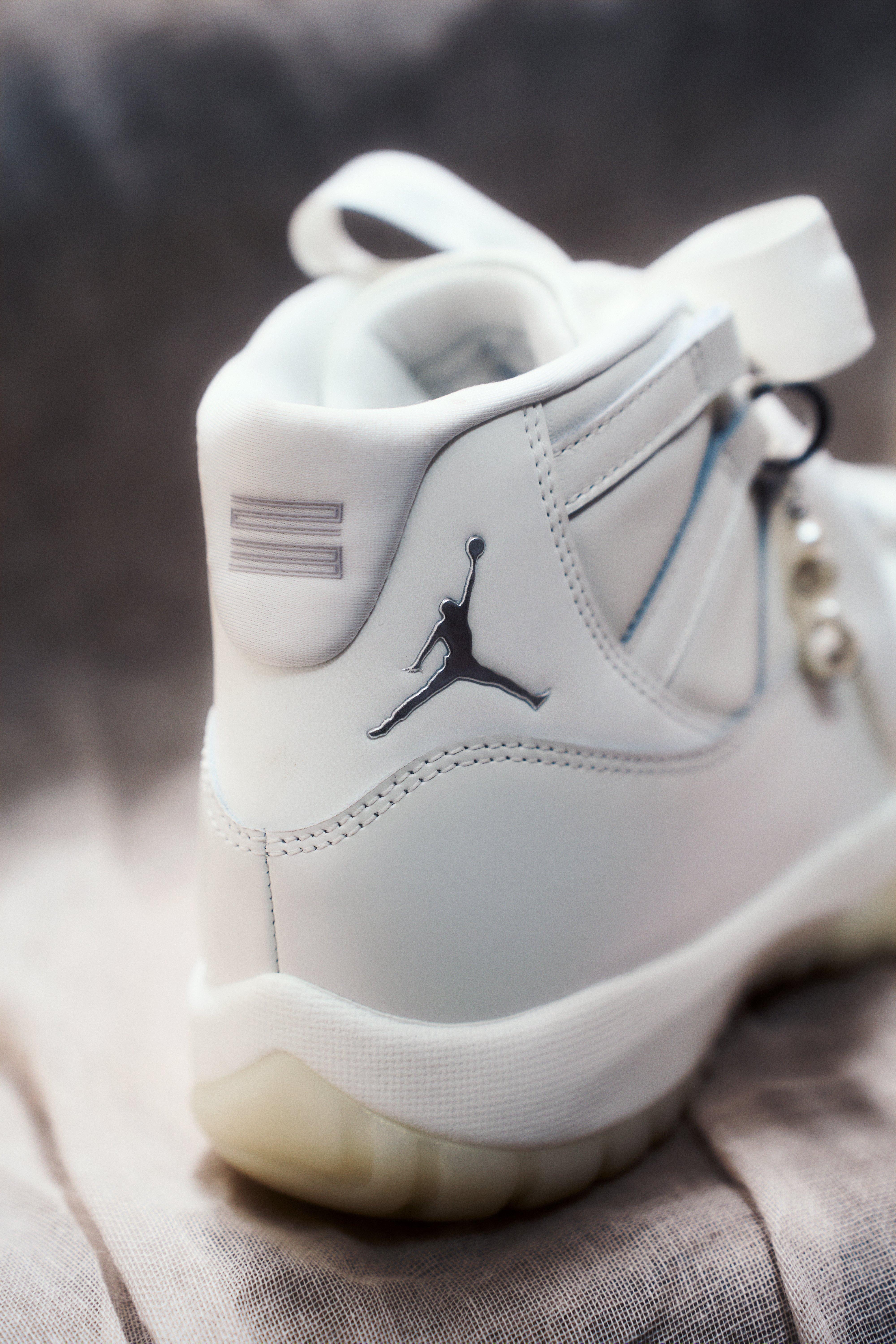 Air Jordan 11 Retro "Pearl"