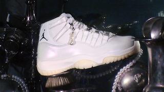Air Jordan 11 Retro Low “Pearl”