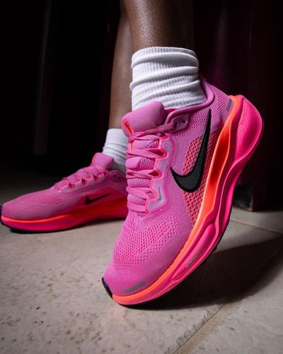 Women's Nike Pegasus