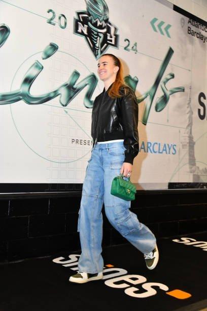 Sabrina Ionescu Tunnel Fit