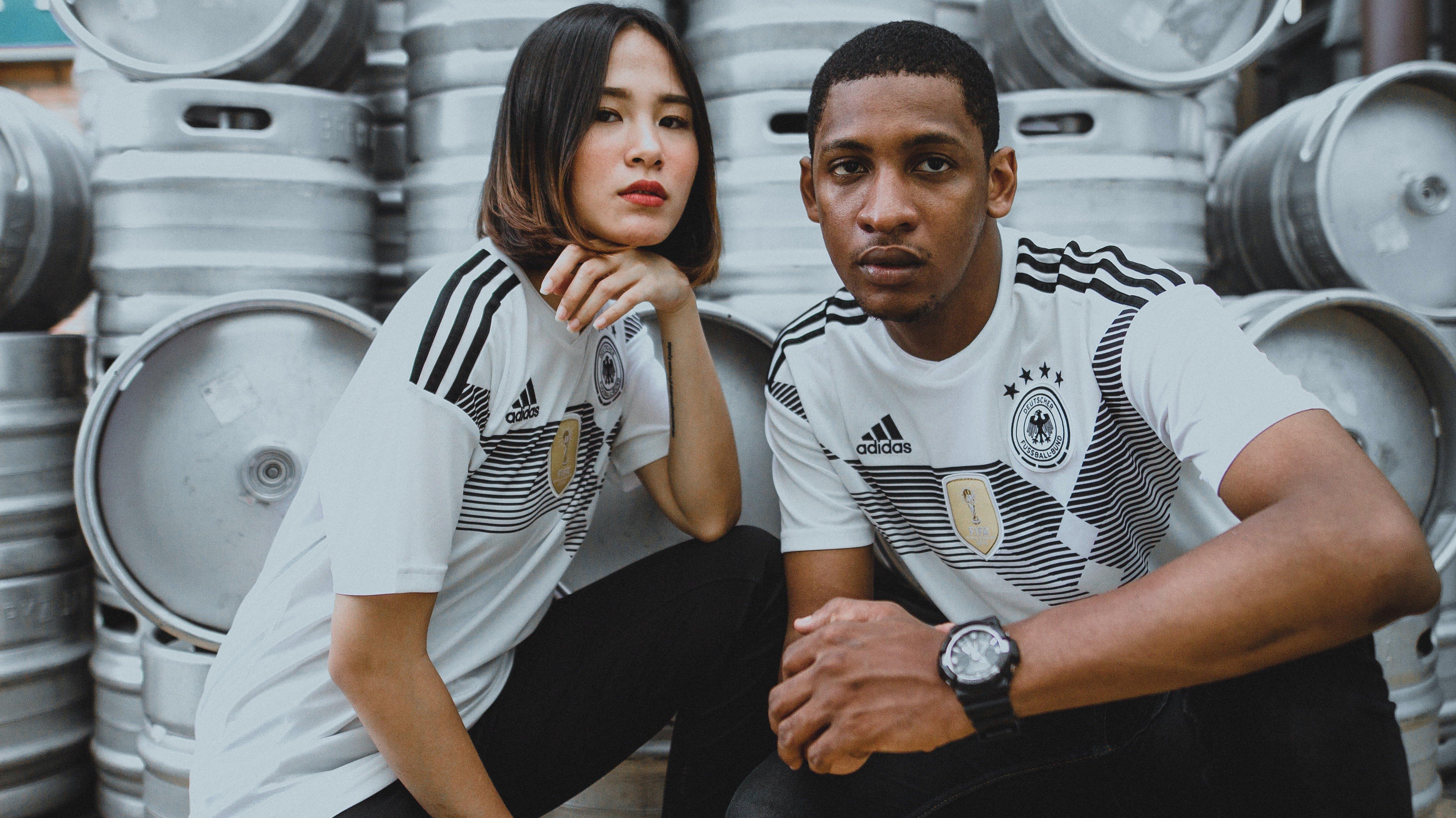 How to Style a Soccer Jersey, Sporty Chic