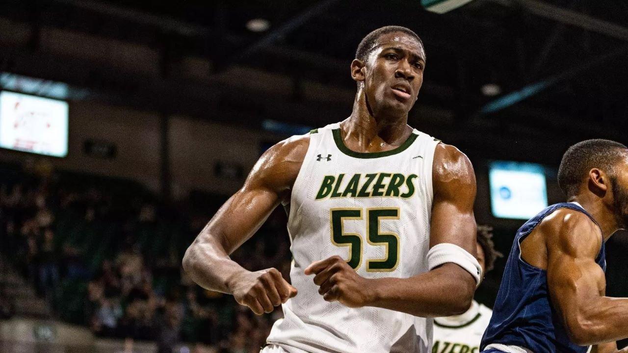 Photo of Trey Jemison Playing Basketball for UAB