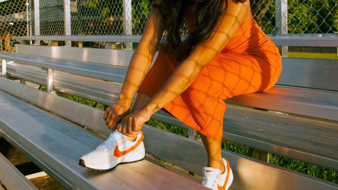 What Sneakers to Wear with Dresses
