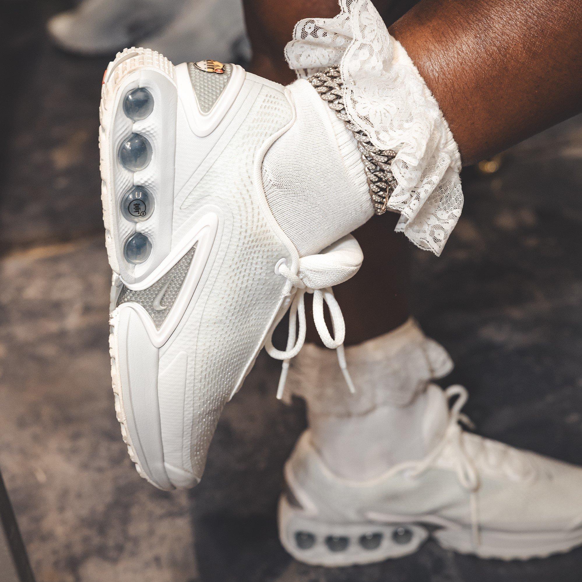 white-white-air-max-dn-womens-shoes