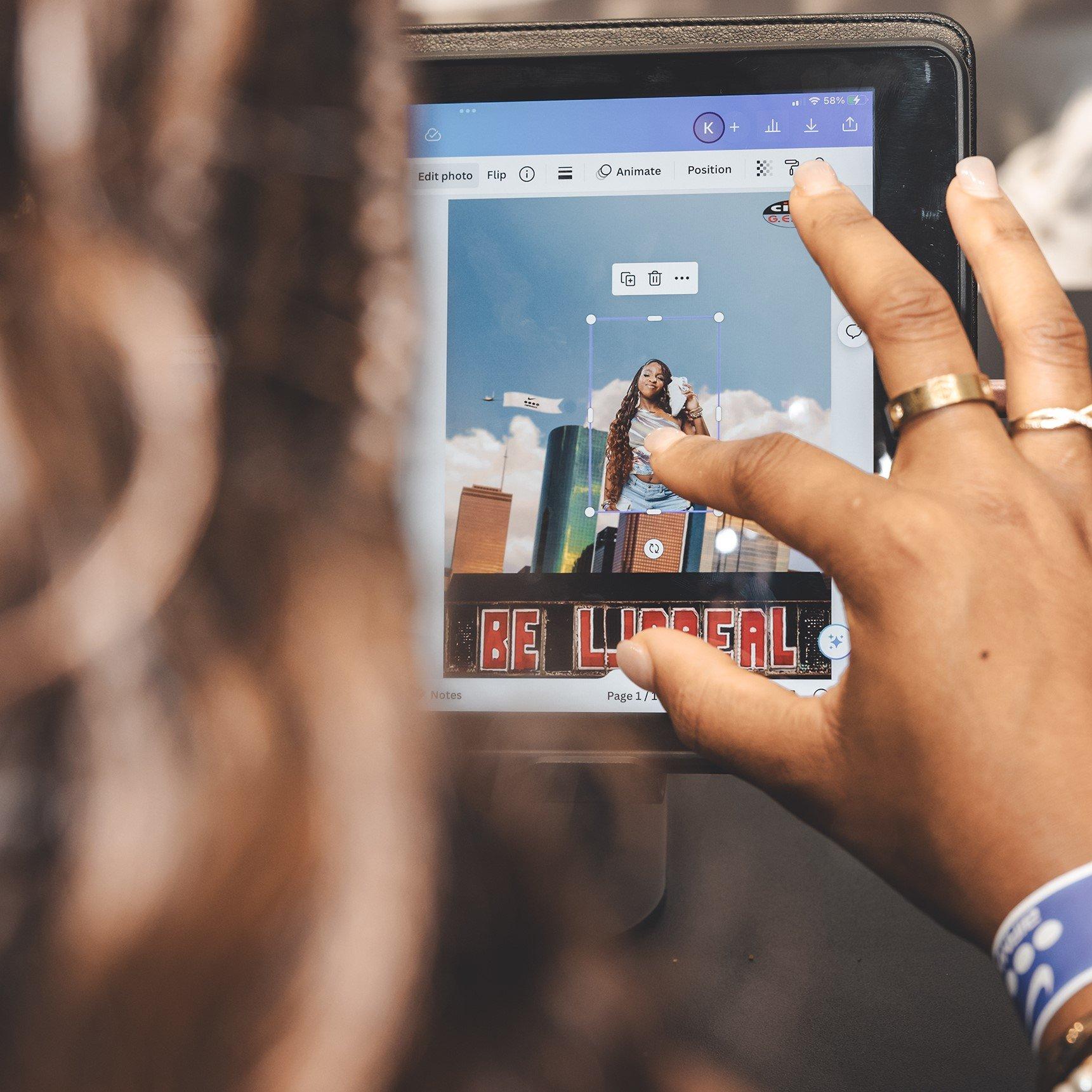 woman-manipulating-tilted-reality-image-on-tablet