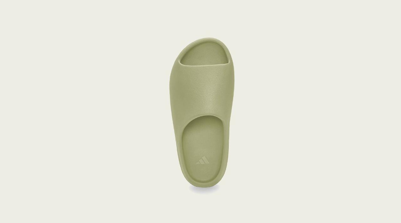 Yeezy best sale slides september