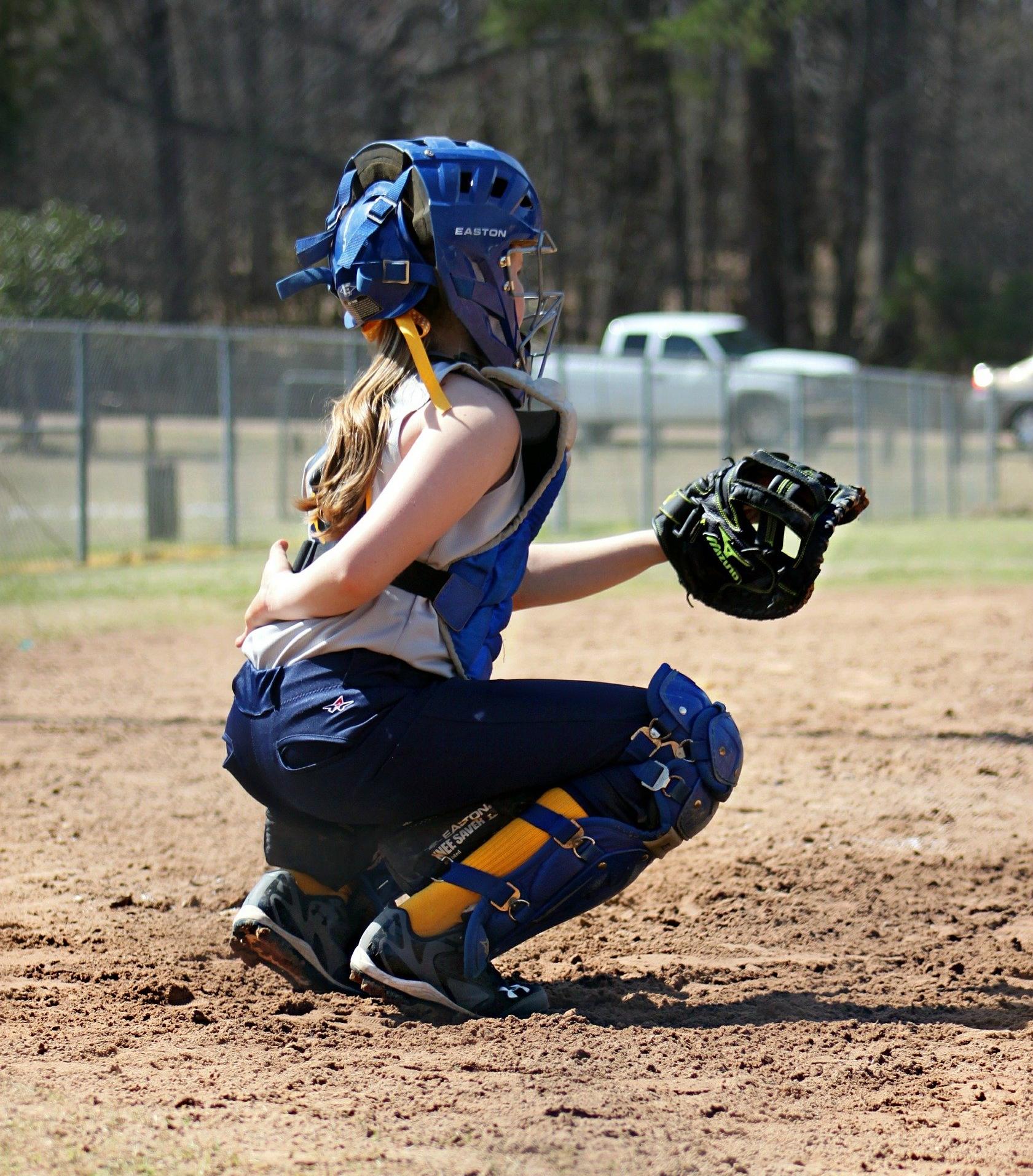 NFHS to permit baseball, softball players to wear jewelry starting