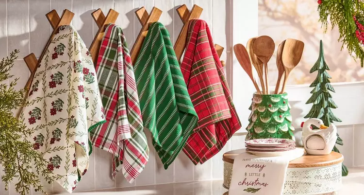 Christmas Kitchen Towels