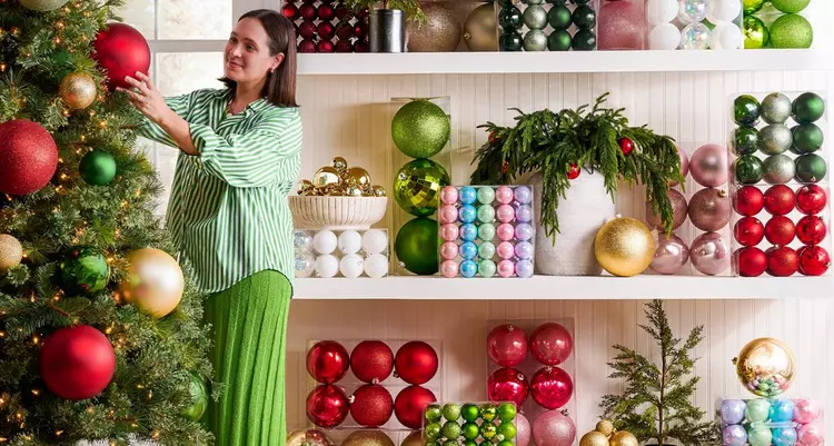 Christmas Ornament Sets