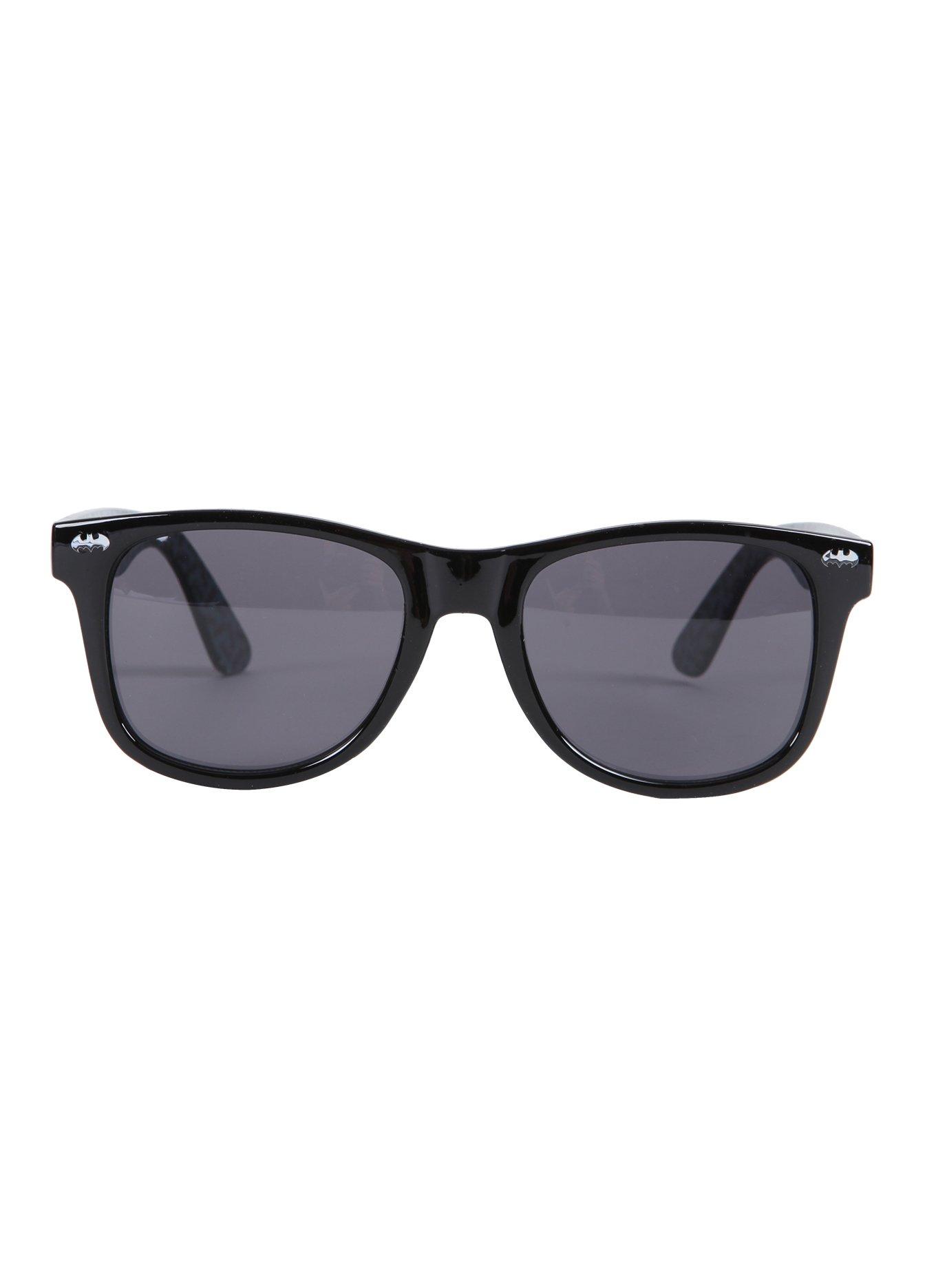 DC Comics Batman Sunglasses & Case Gift Set, , alternate