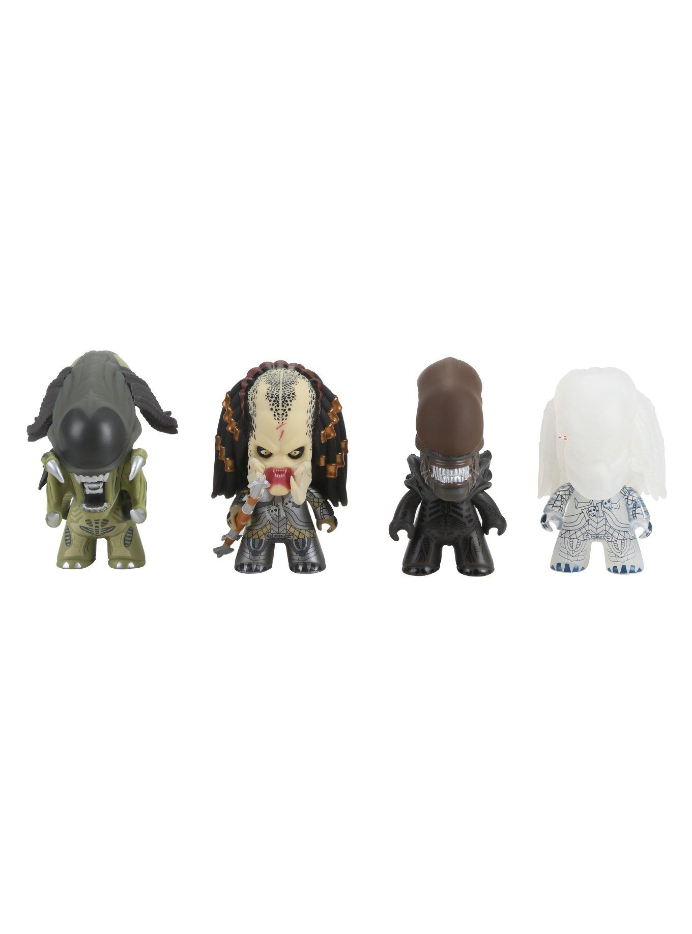 AVP: Alien Vs. Predator Whoever Wins Collection Titans Blind Box Vinyl Figure, , alternate