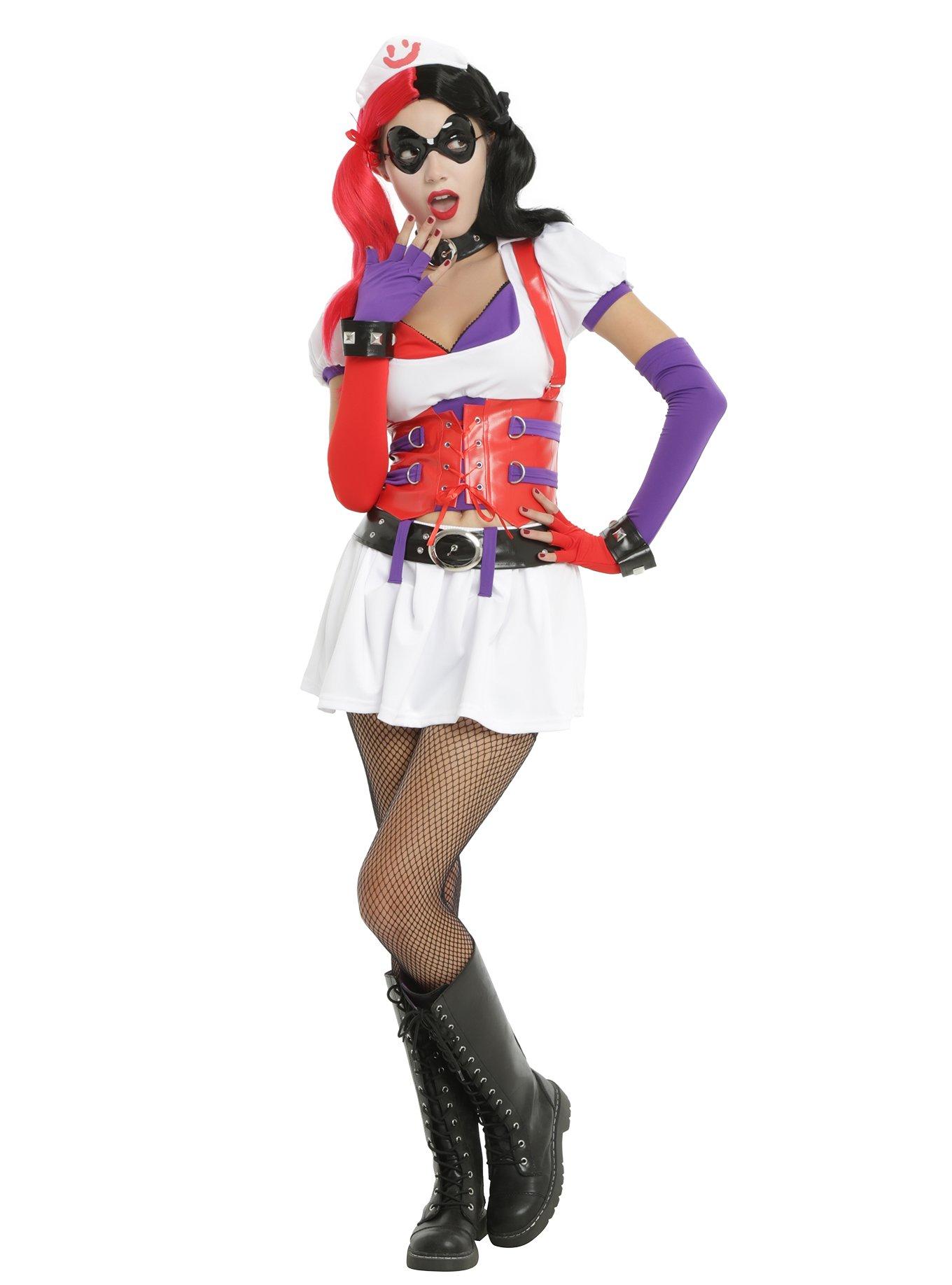 harley quinn nurse costume arkham city