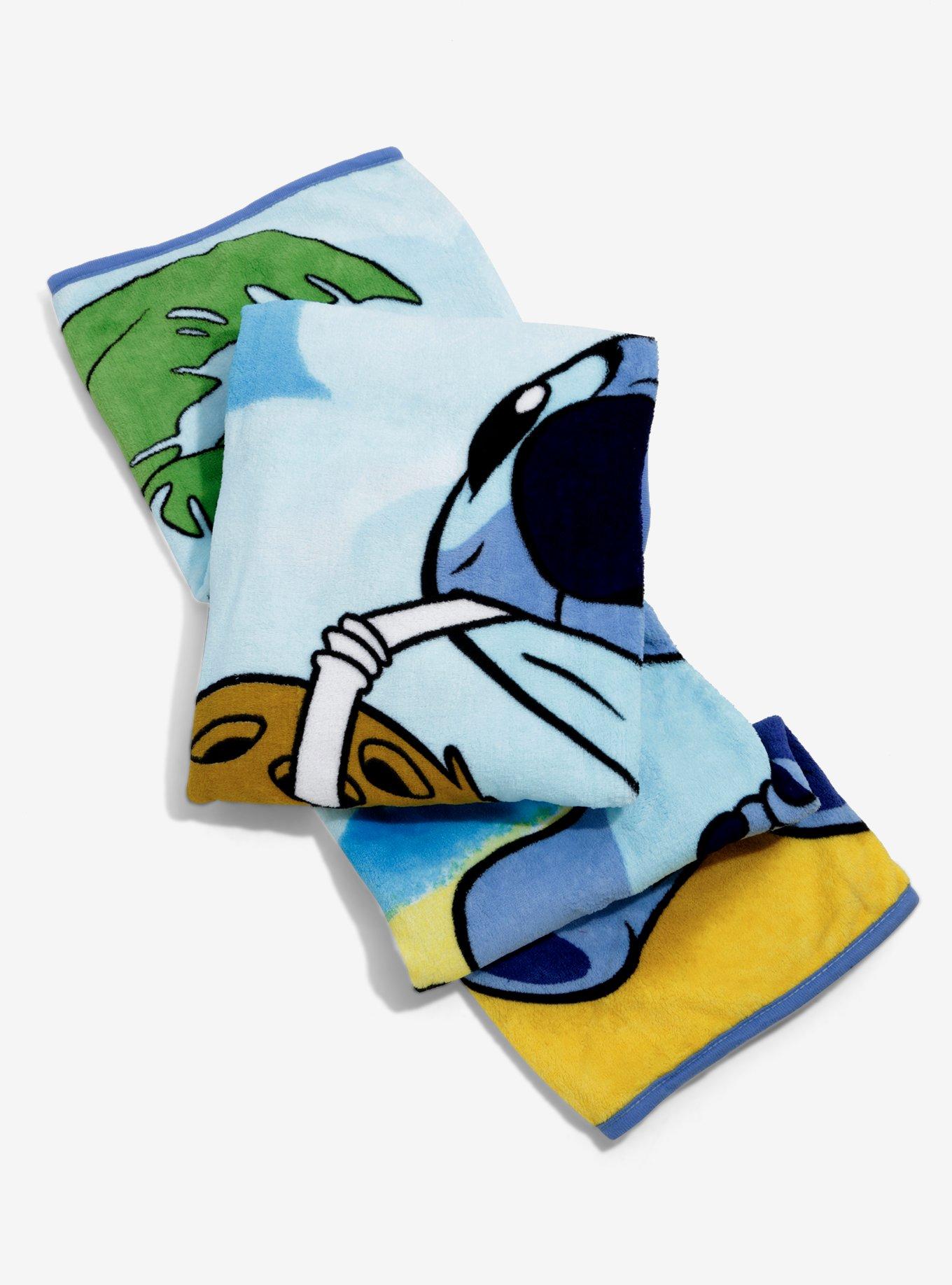 Disney Lilo & Stitch Coconut Throw Blanket, , alternate