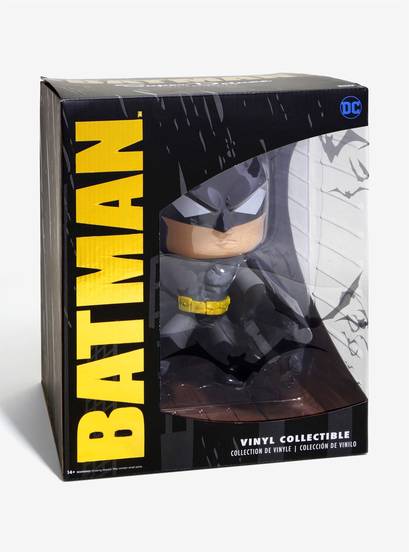 DC Comics Batman Super Deluxe Vinyl Figure, , alternate