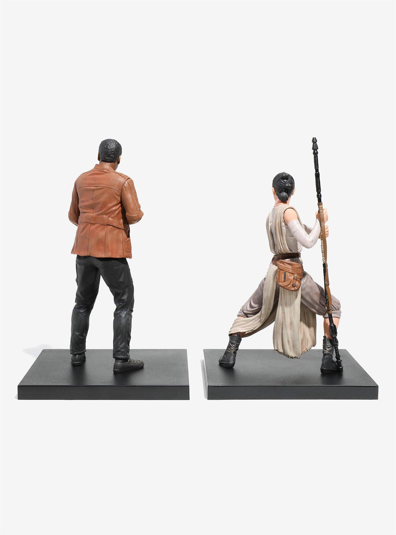 STAR WARS Rey and Finn ArtFX Plus Figures 1:10 Kotobukiya The Force Awakens New
