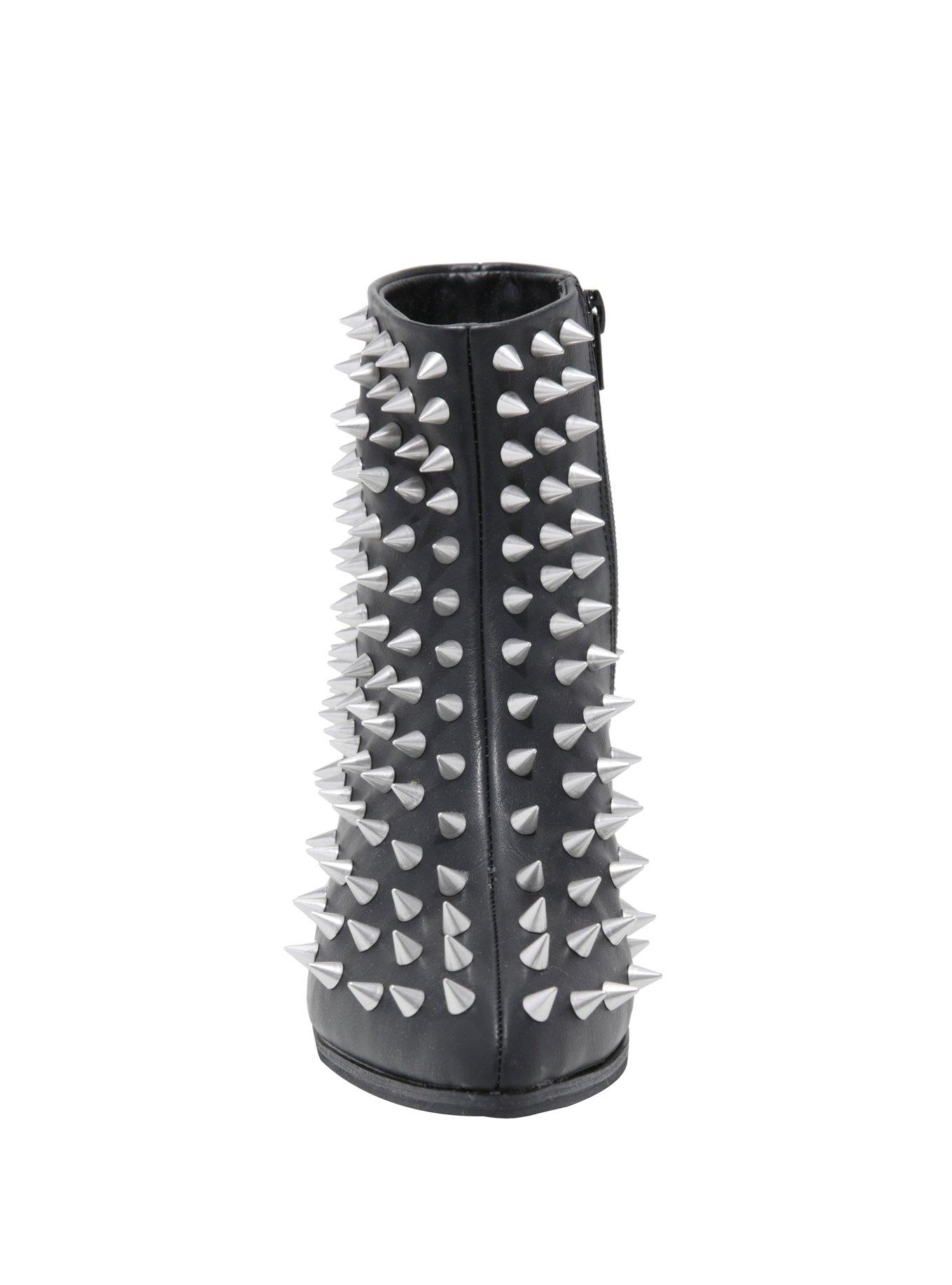 YRU Aurora Spike Boots, , alternate