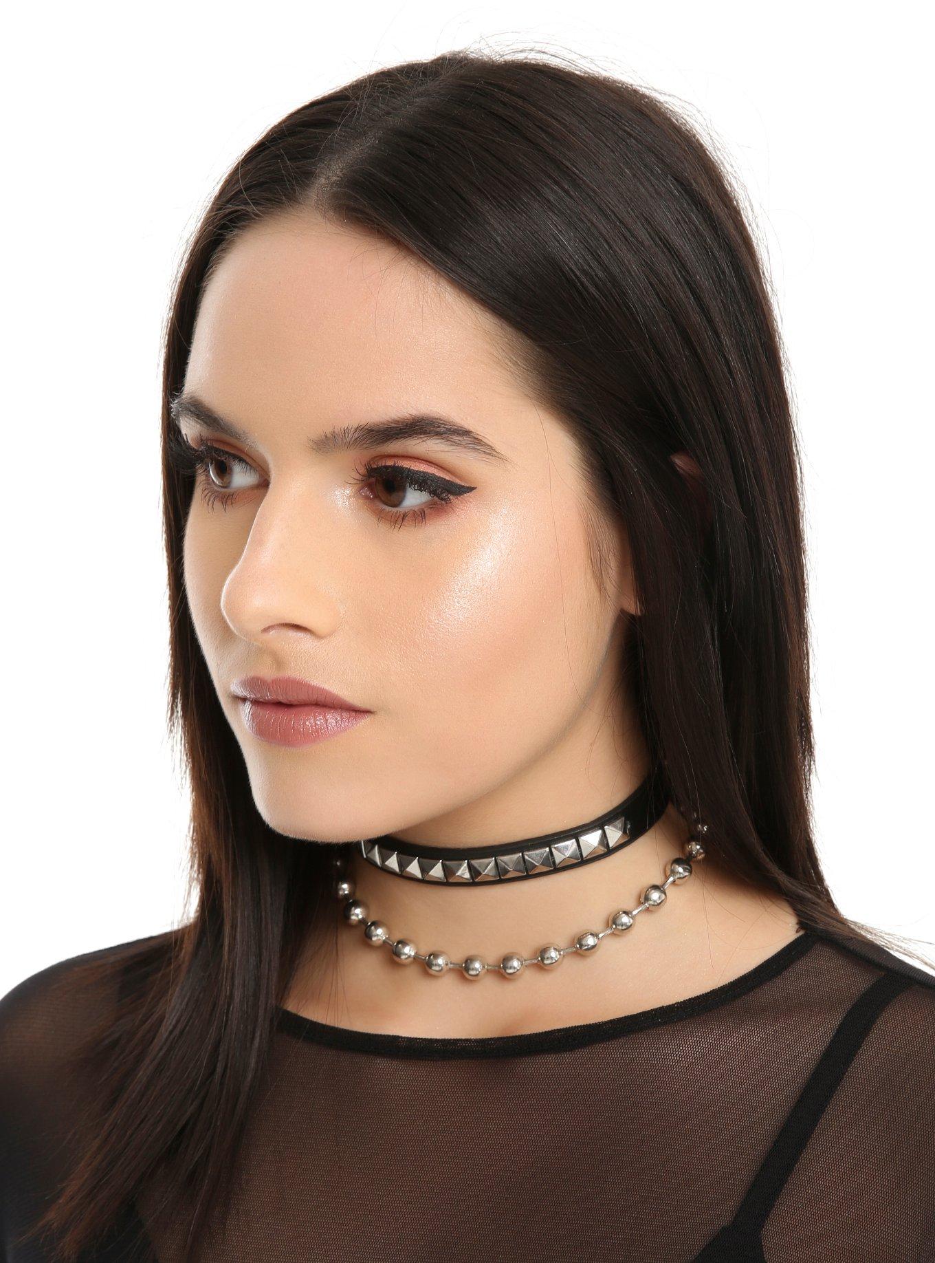 Blackheart Pleather Shot Bead Choker Set, , alternate