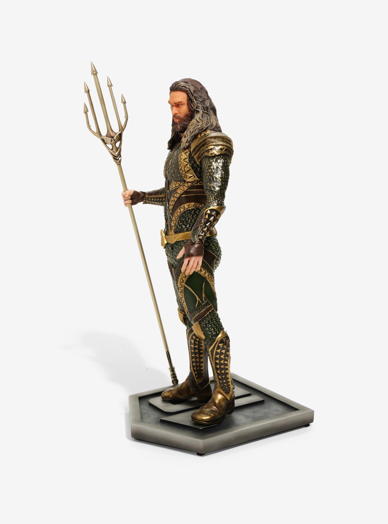 DC Collectibles Justice League Aquaman Statue, , alternate