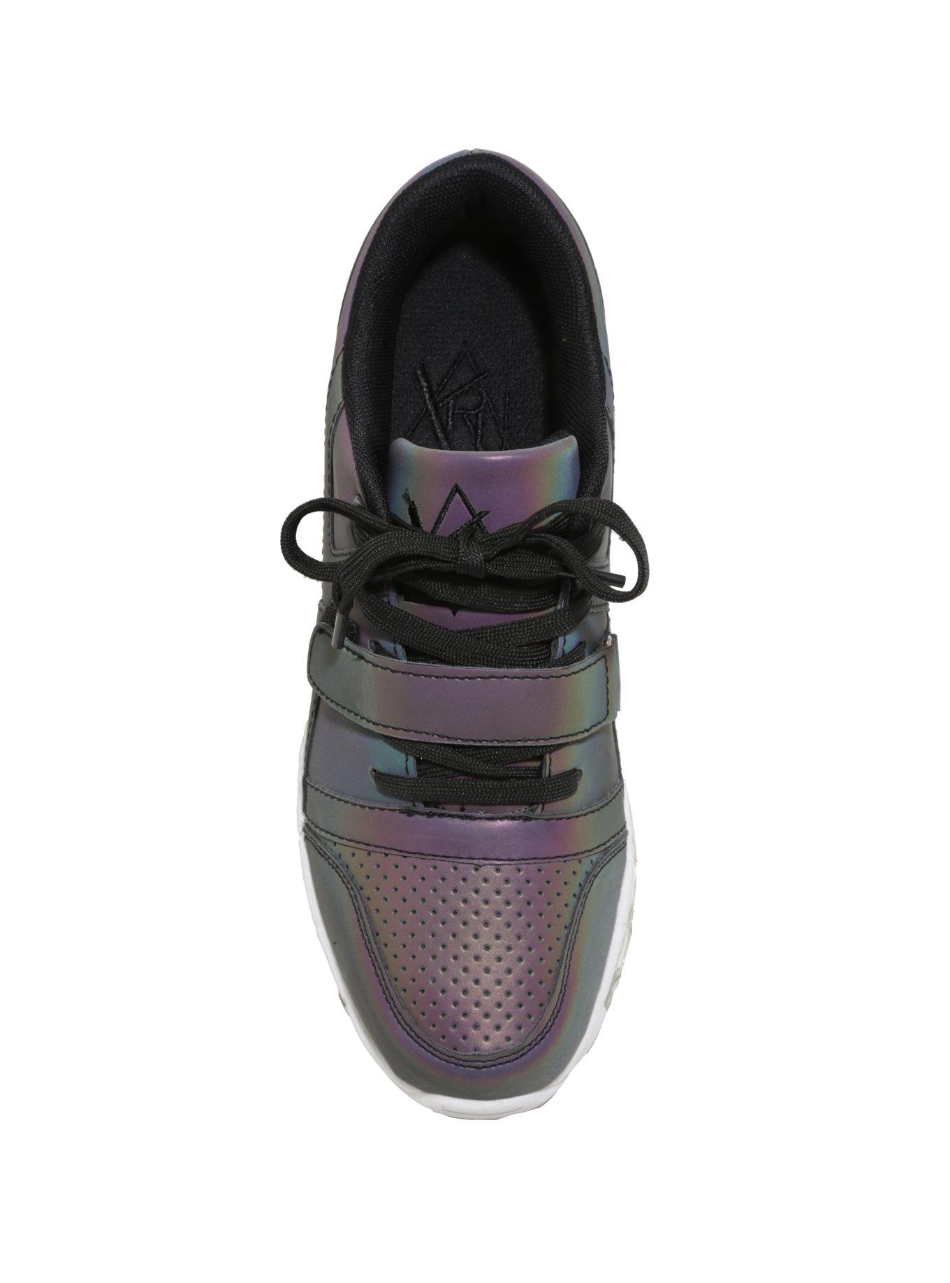 YRU Aiire Reflective Alien Embroidered Sneakers, , alternate
