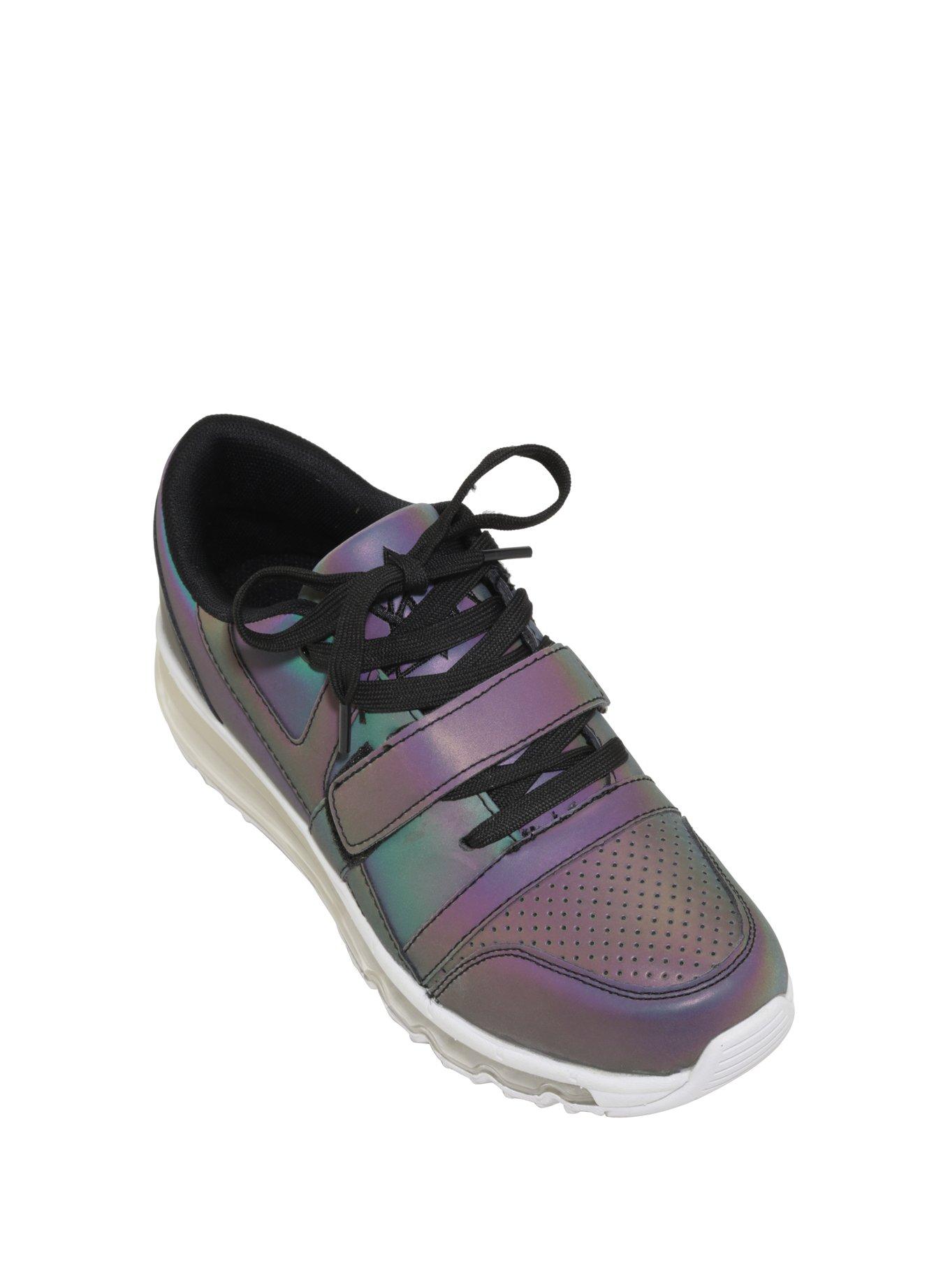 YRU Aiire Reflective Alien Embroidered Sneakers, , alternate