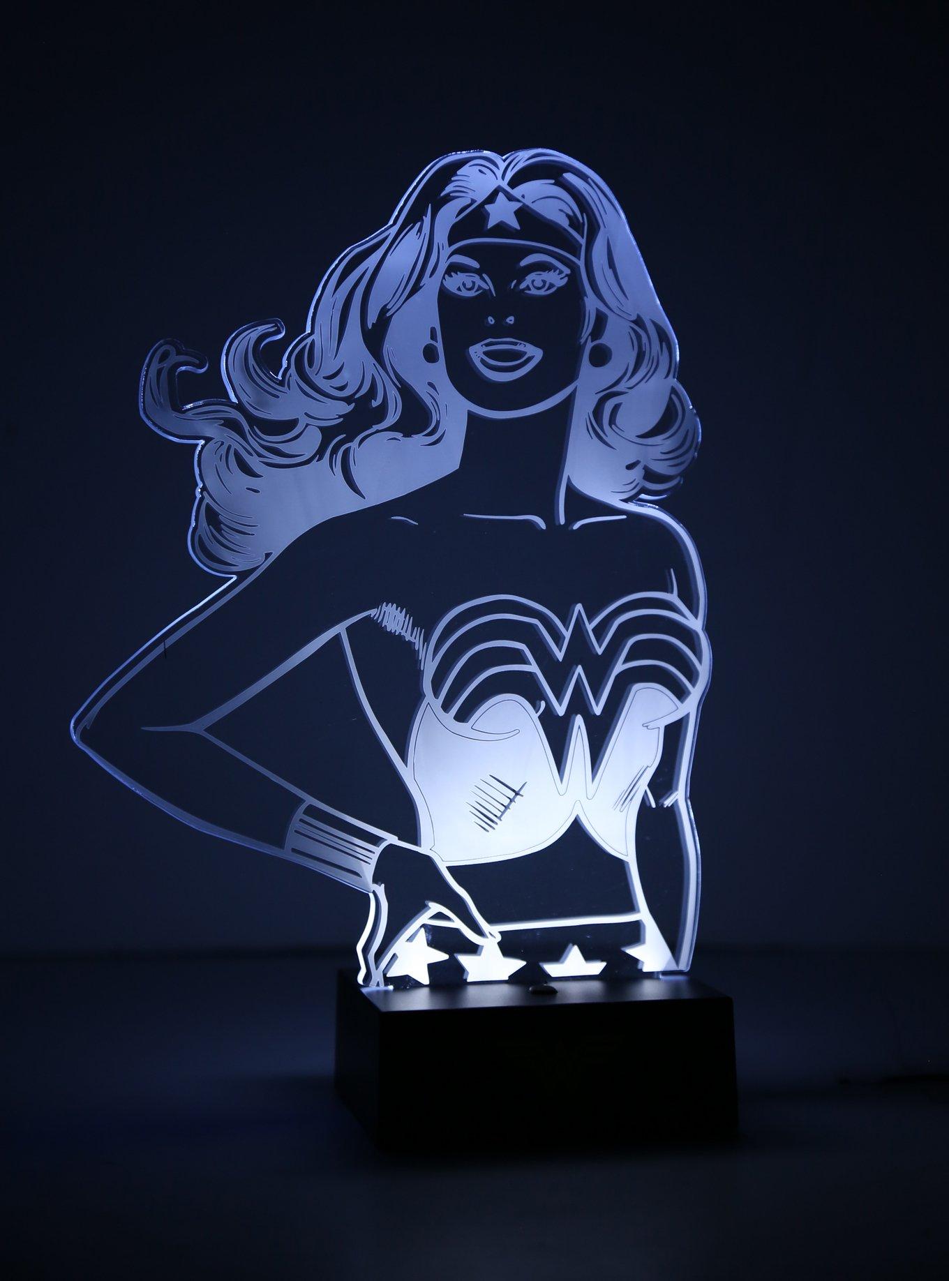 DC Comics Wonder Woman Hero Light, , alternate