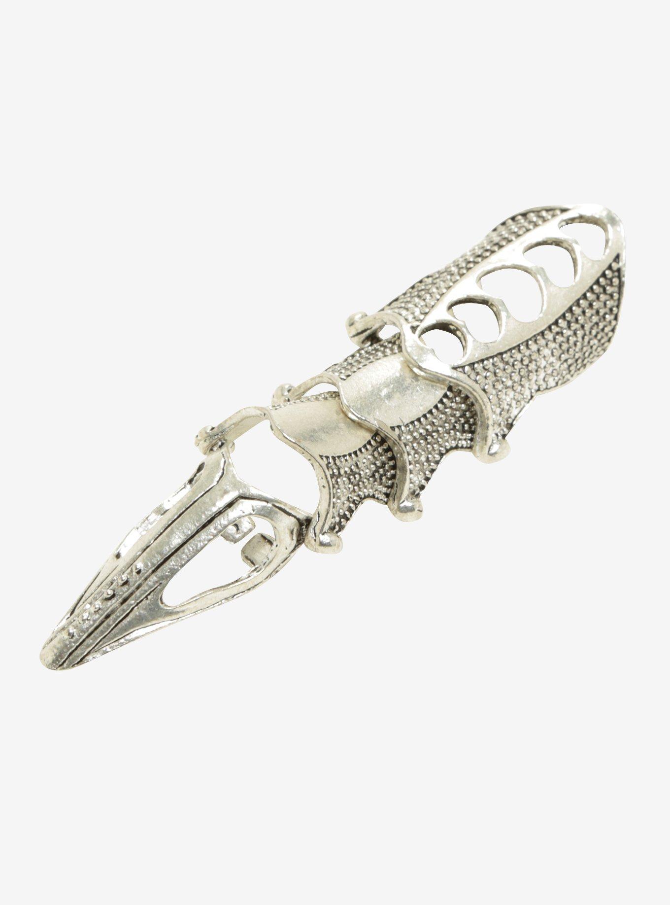 Silver Finger Armor, , alternate